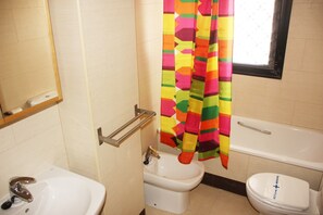 Apartment 4/6 pax | Bathroom