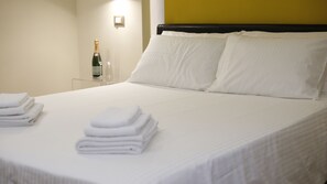 Suite (max 4 Pax) | Hochwertige Bettwaren, Minibar, Zimmersafe, schallisolierte Zimmer