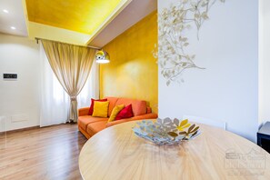 Suite (max 4 Pax) | Biancheria da letto di alta qualità, minibar, una cassaforte in camera