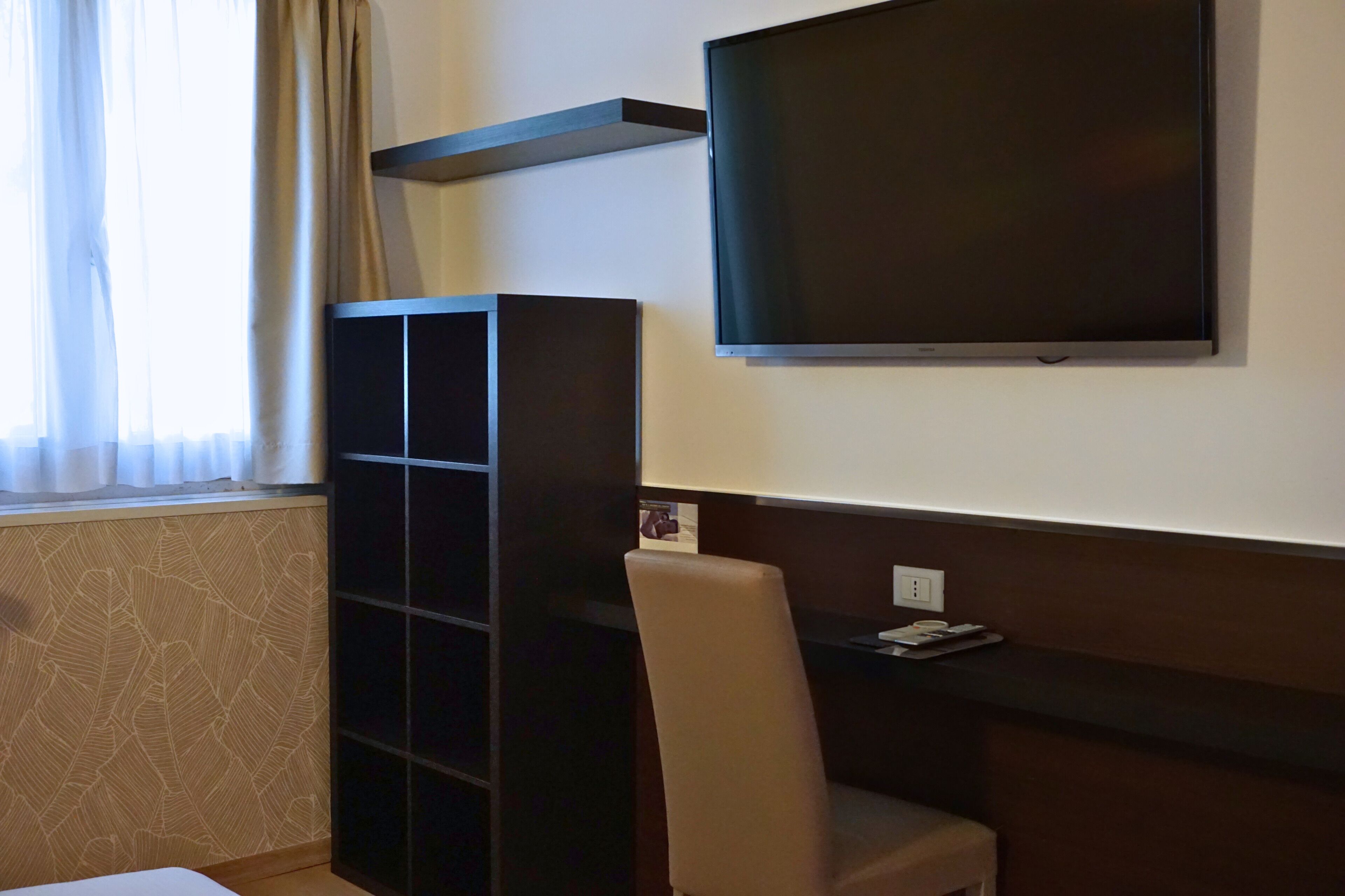panoramic suite, lake view | 1 bedroom, memory-foam beds, in-room safe, free wifi