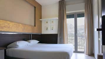 Standard Double or Twin Room, Balcony, Partial Lake View | 1 bedroom, in-room safe, free WiFi