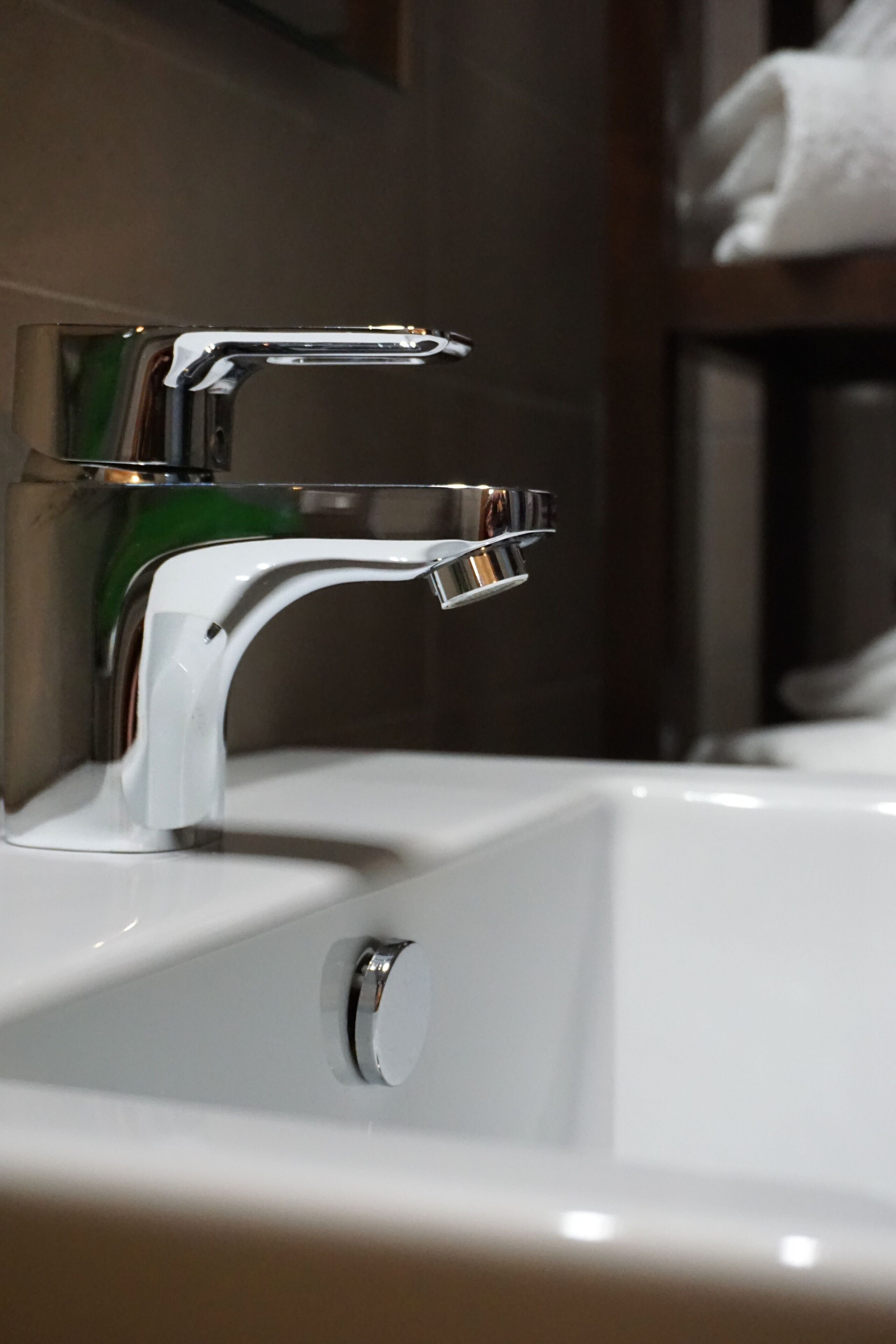 standard double or twin room, balcony, partial lake view | bathroom | hair dryer, bidet, towels