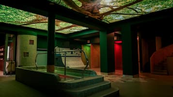 Sauna, turkkilainen sauna, vartalohoitoja, urheiluhierontaa