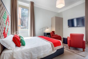 Suite | Roba de llit d'alta qualitat, cobrellits i minibar 