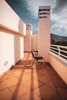 Appartement (4 Guests) | Balcon