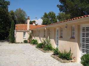 Exterior - Hôtel Athéna (Fréjus)
