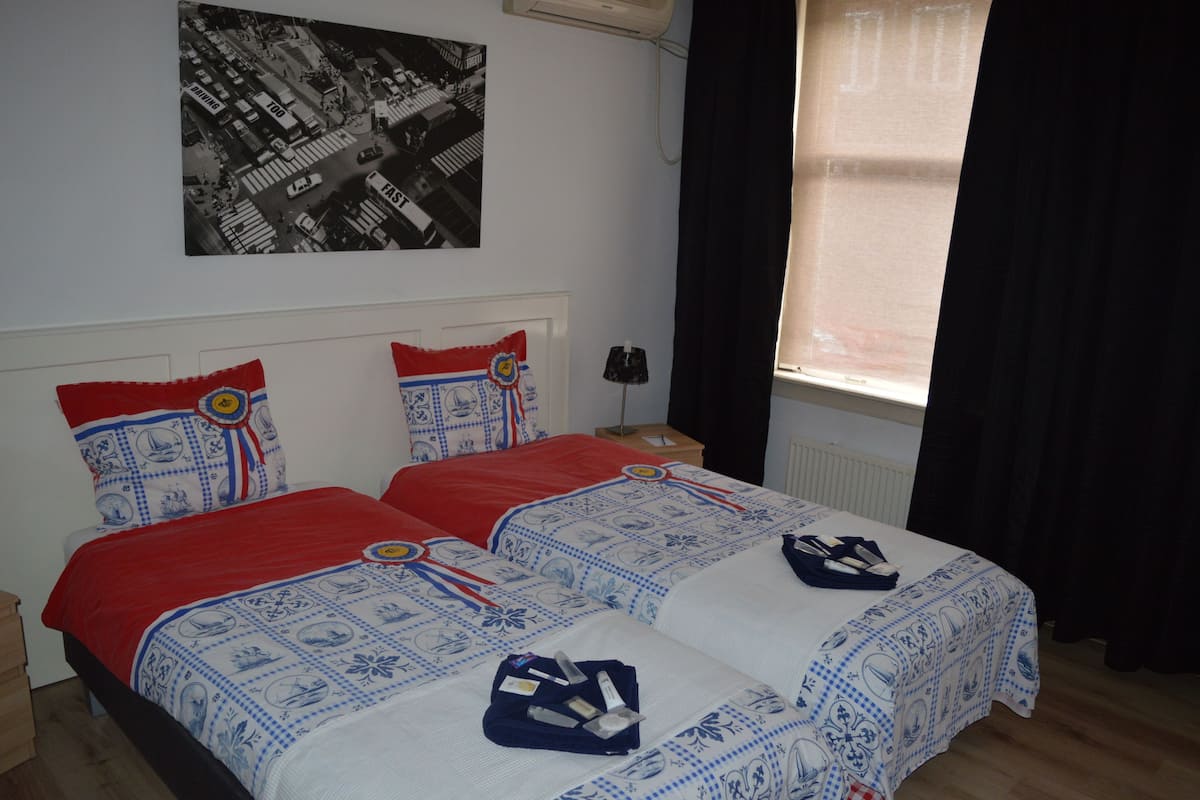 Doppelzimmer | 2 Schlafzimmer, Select-Comfort-Betten, Minibar, Zimmersafe