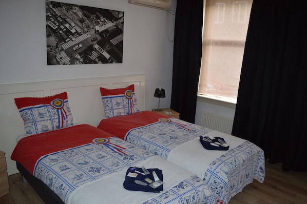 Doppelzimmer | 2 Schlafzimmer, Select-Comfort-Betten, Minibar, Zimmersafe