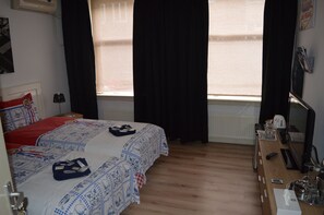 2 bedrooms, Select Comfort beds, minibar, in-room safe