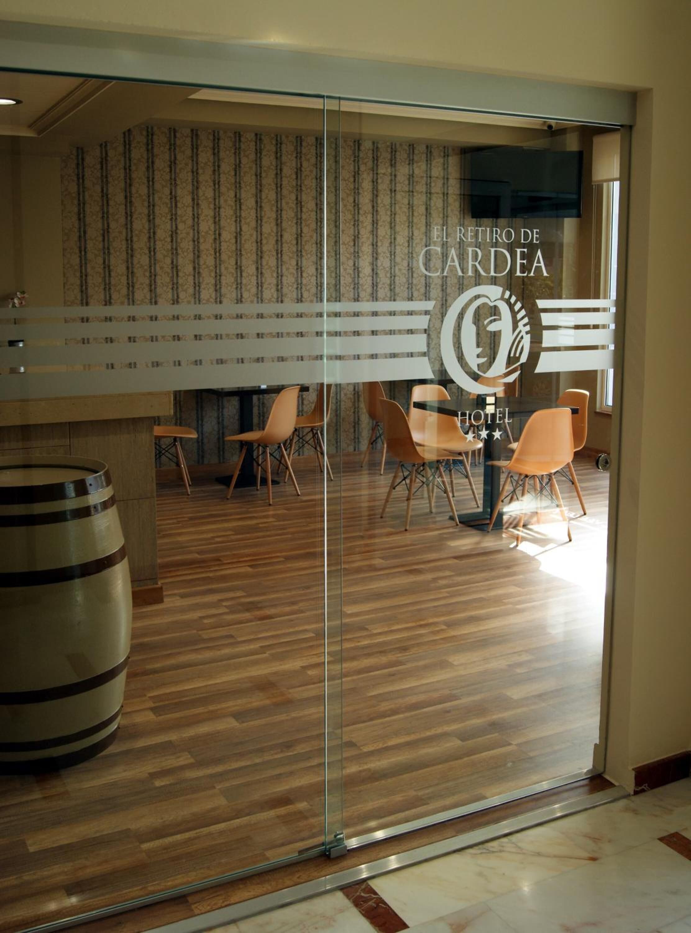 Bar (en la propiedad)