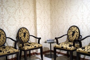 ทีวีจอแบน