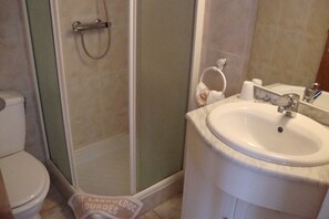 Einzelzimmer | Badezimmer