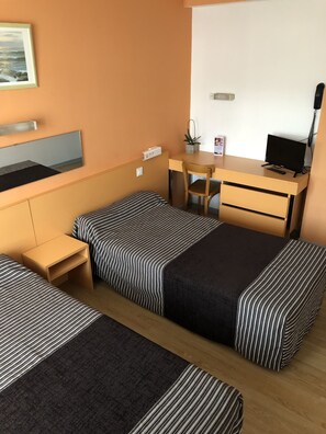 Zweibettzimmer