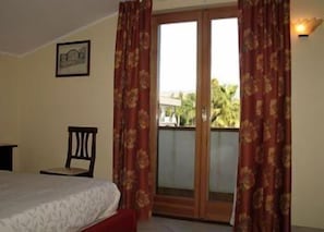 Frette Italian sheets, minibar, desk, soundproofing - Casalotto Inn (Aci Sant'Antonio)