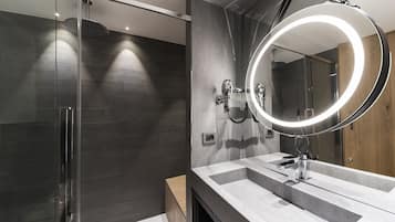 Design-Suite | Hochwertige Bettwaren, Daunenbettdecken, Select-Comfort-Betten, Minibar