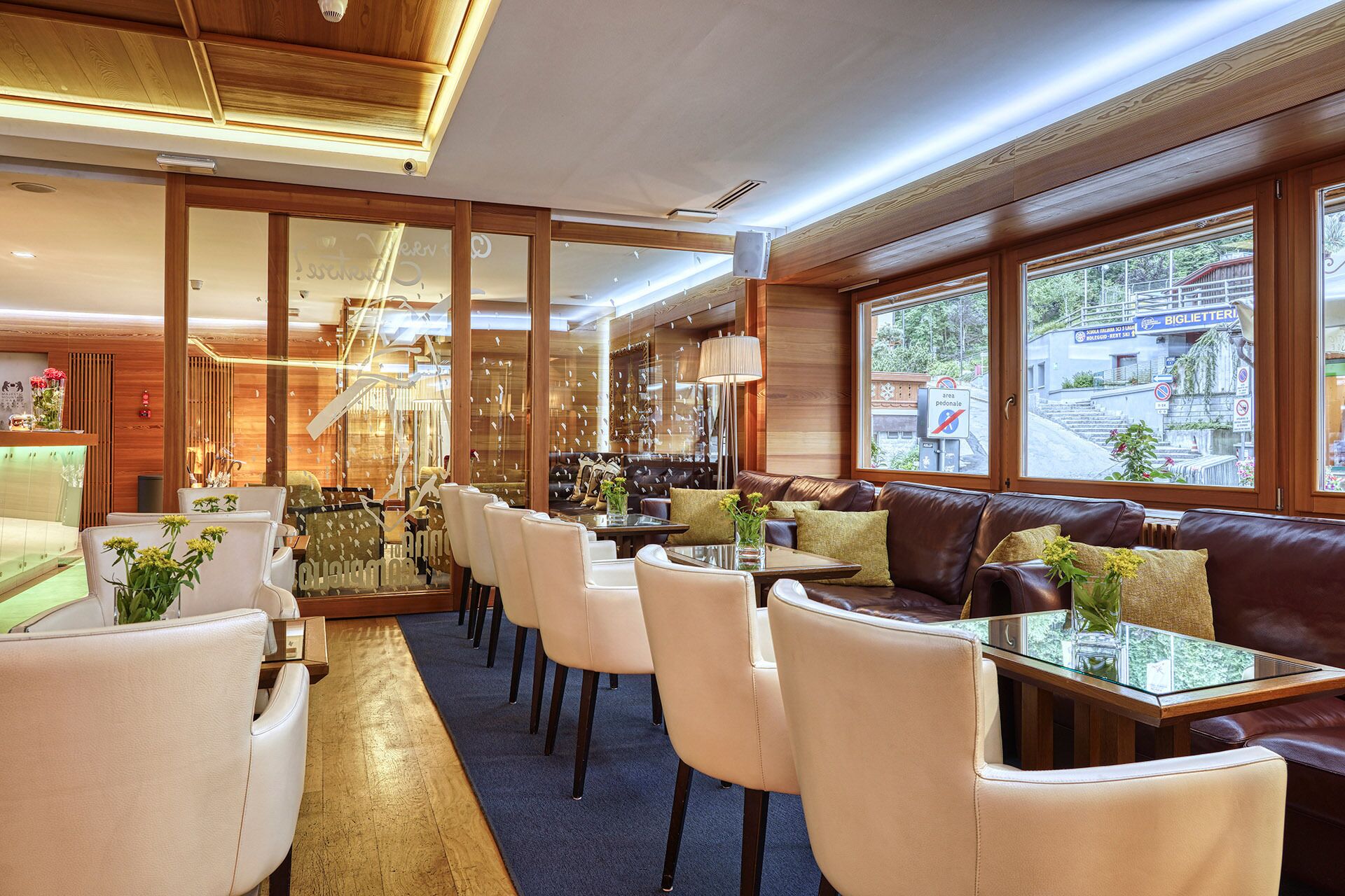 Photo - Majestic Hotel