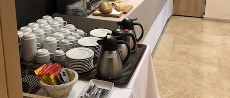 Desayuno buffet todos los días (EUR 12 por persona)