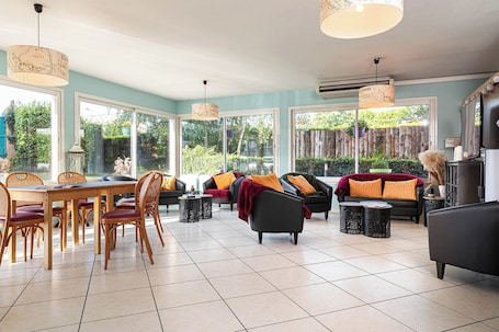 Sala de estar en el lobby