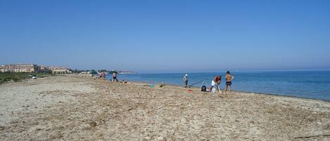 In StrandnÀhe, Segeln, Motorbootfahrt, Rudern/Kanufahren
