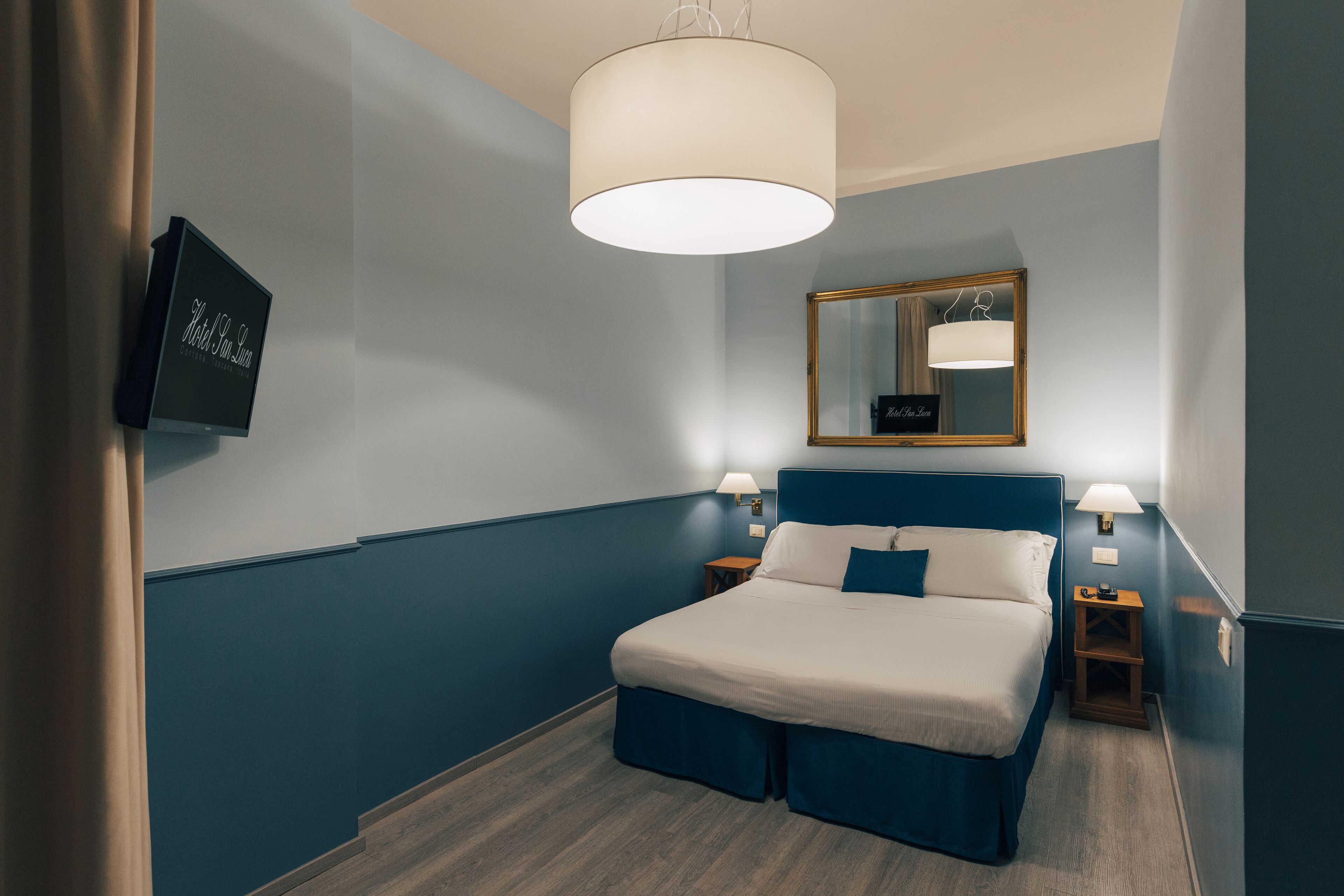 minibar, in-room safe, desk, soundproofing