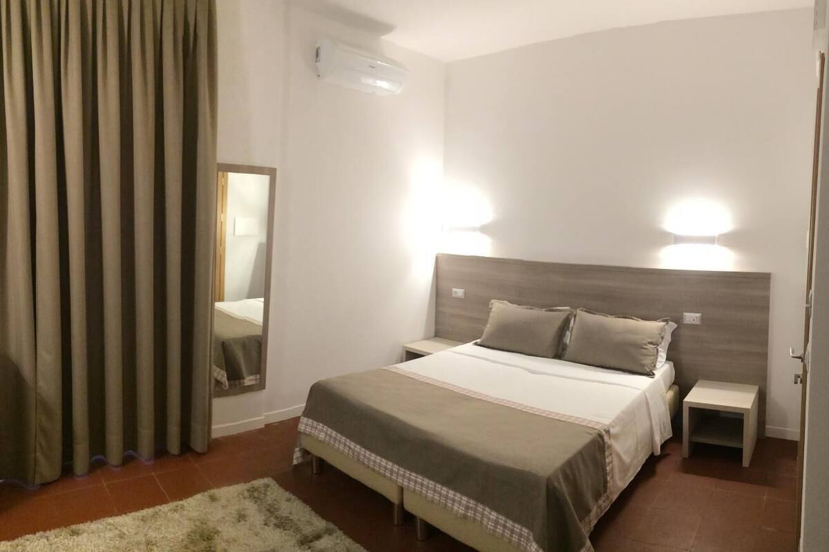 double room single use | minibar, in-room safe, blackout curtains, iron/ironing board