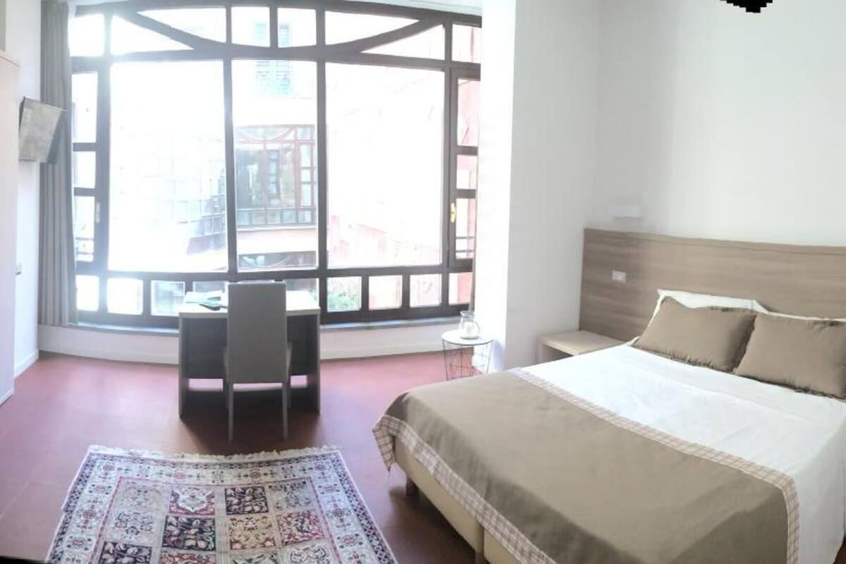 Minibar, in-room safe, blackout drapes, iron/ironing board (on request)