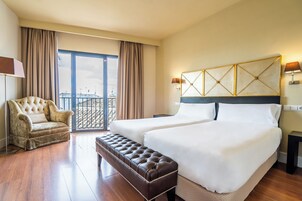 Habitación Deluxe doble | Decoración individual, mobiliario individual, escritorio y wifi gratis