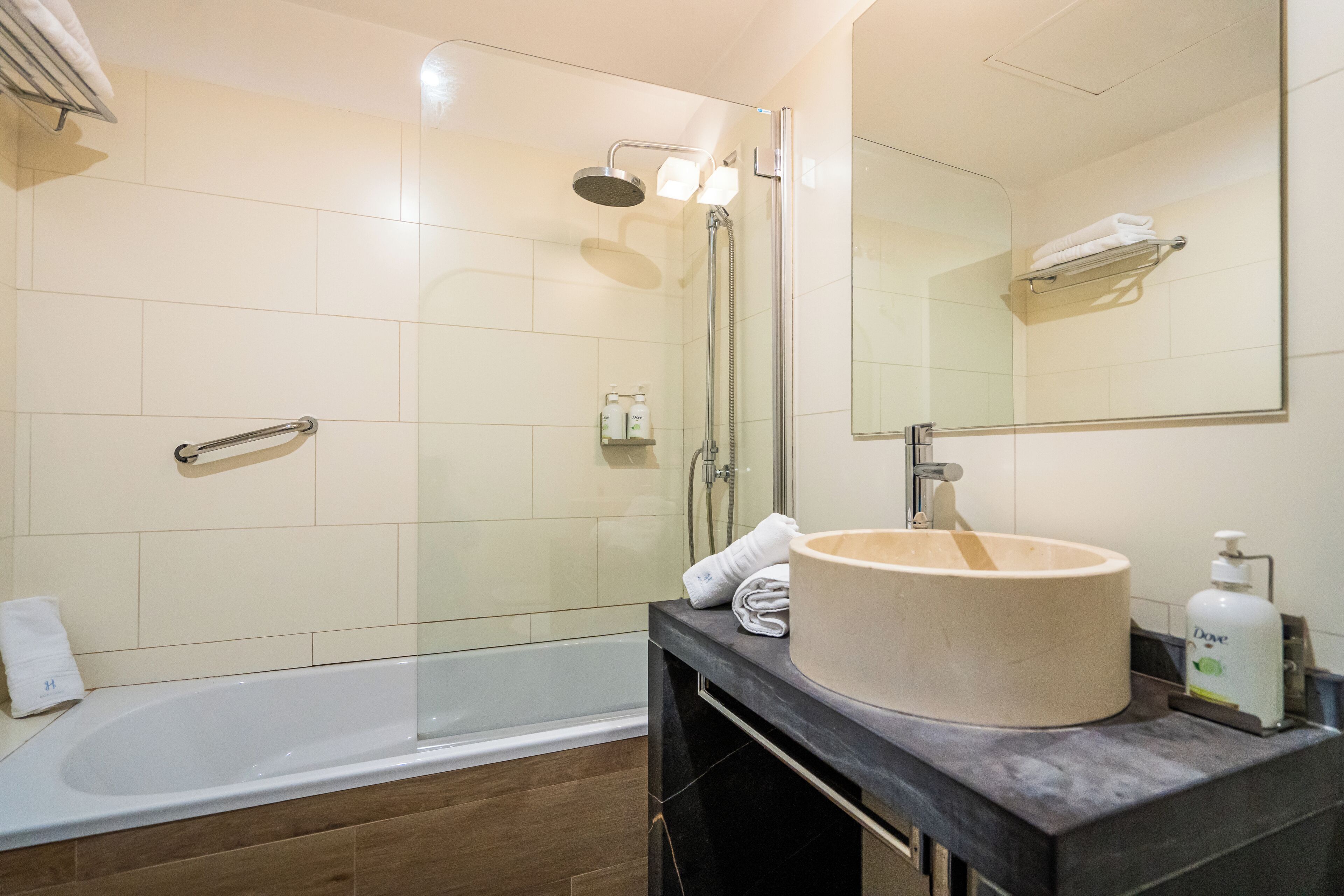 twin room | bathroom | free toiletries, hair dryer, towels