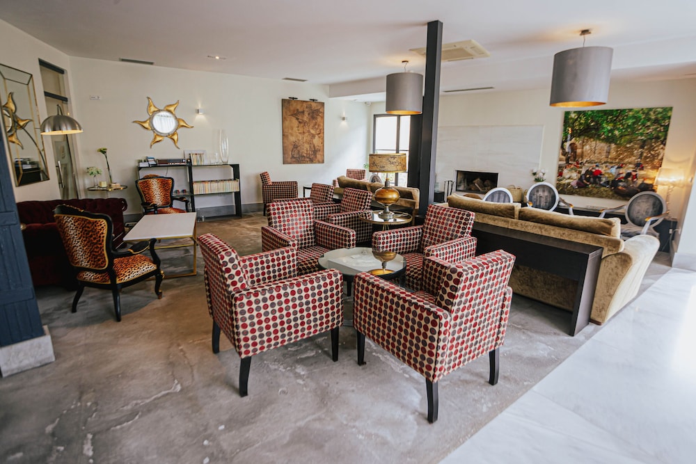 Hotel YIT El Postigo by null