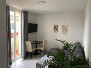 Living area - Kimi Résidence (Cannes)