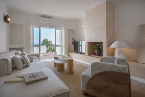 LCD TV - Masana Algarve, a Destination by Hyatt (Albufeira)
