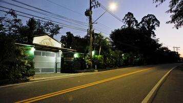 Entrada de la propiedad