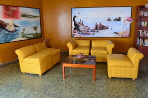 チェックイン / チェックアウト キオスク