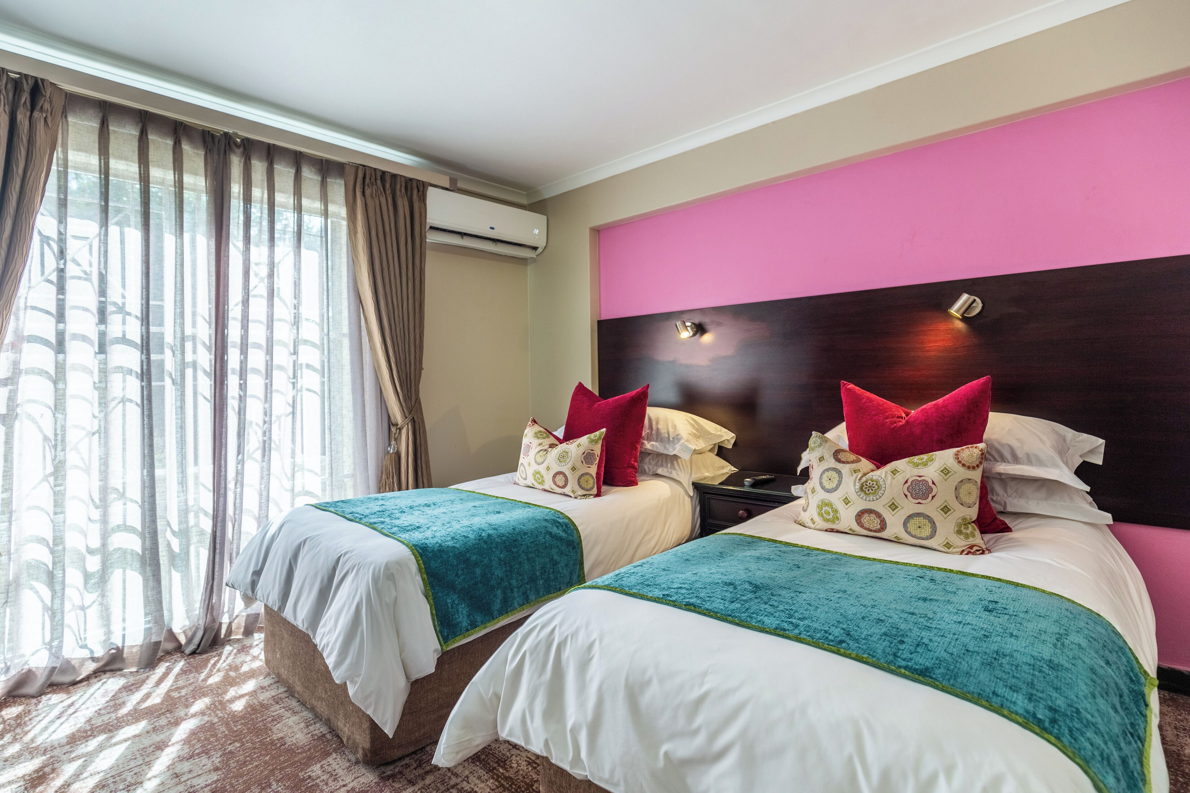 superior double/twin room | in-room safe, desk, iron/ironing board, free wifi