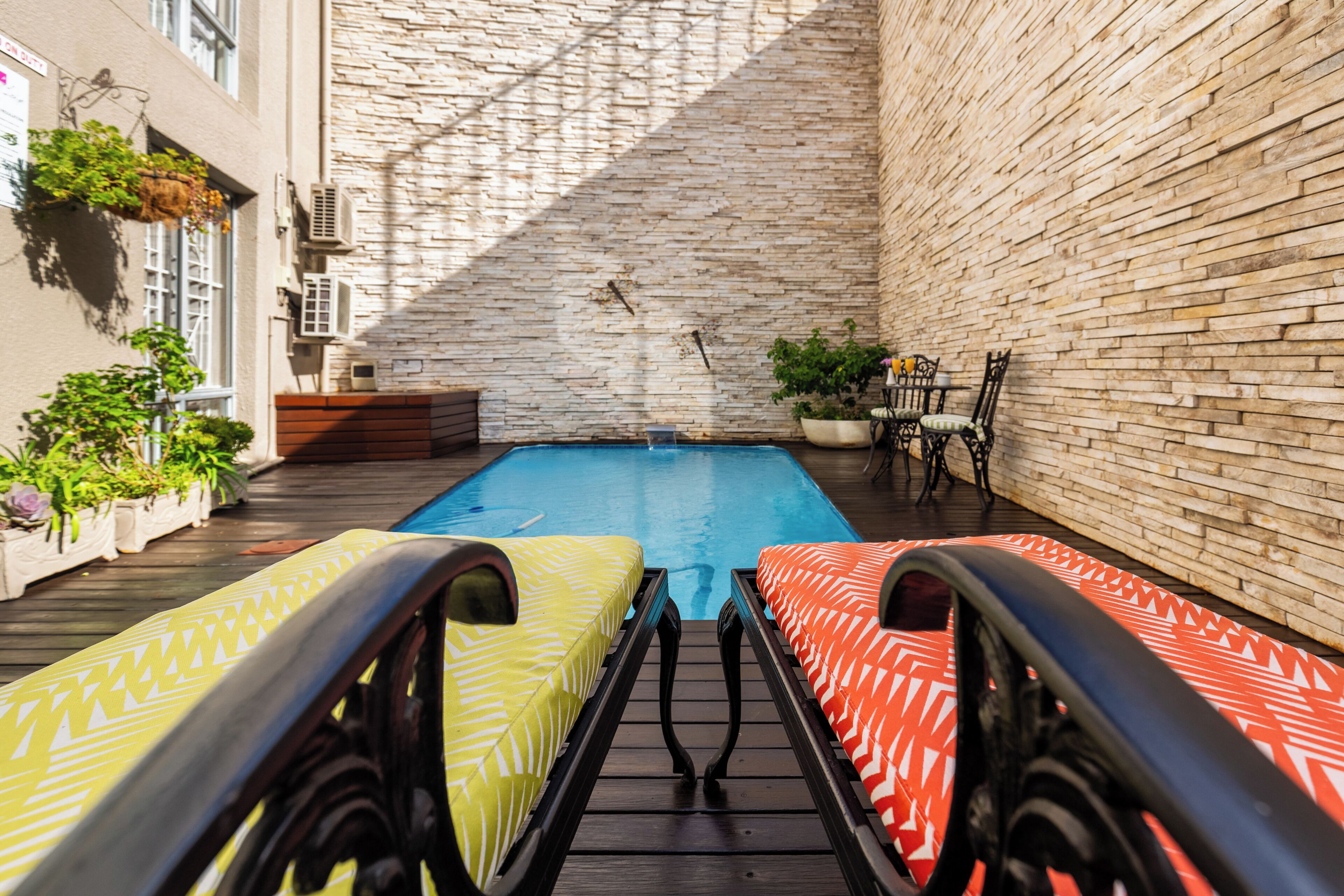 outdoor pool, pool loungers