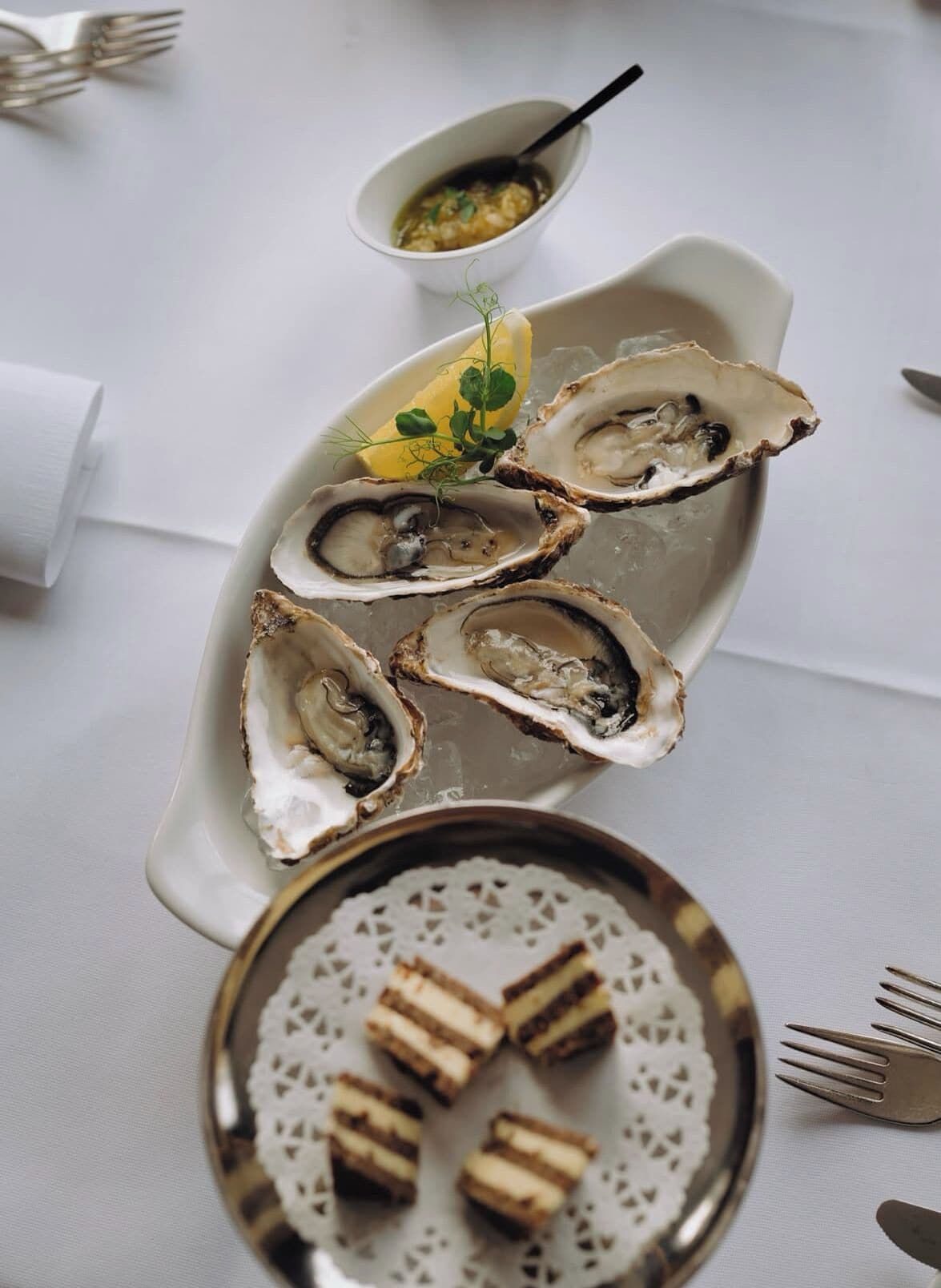 مطعم