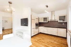 Family Apartment, 1 Bedroom, Balcony, River View | Private kitchen - Hotel Sharingham (Brno)