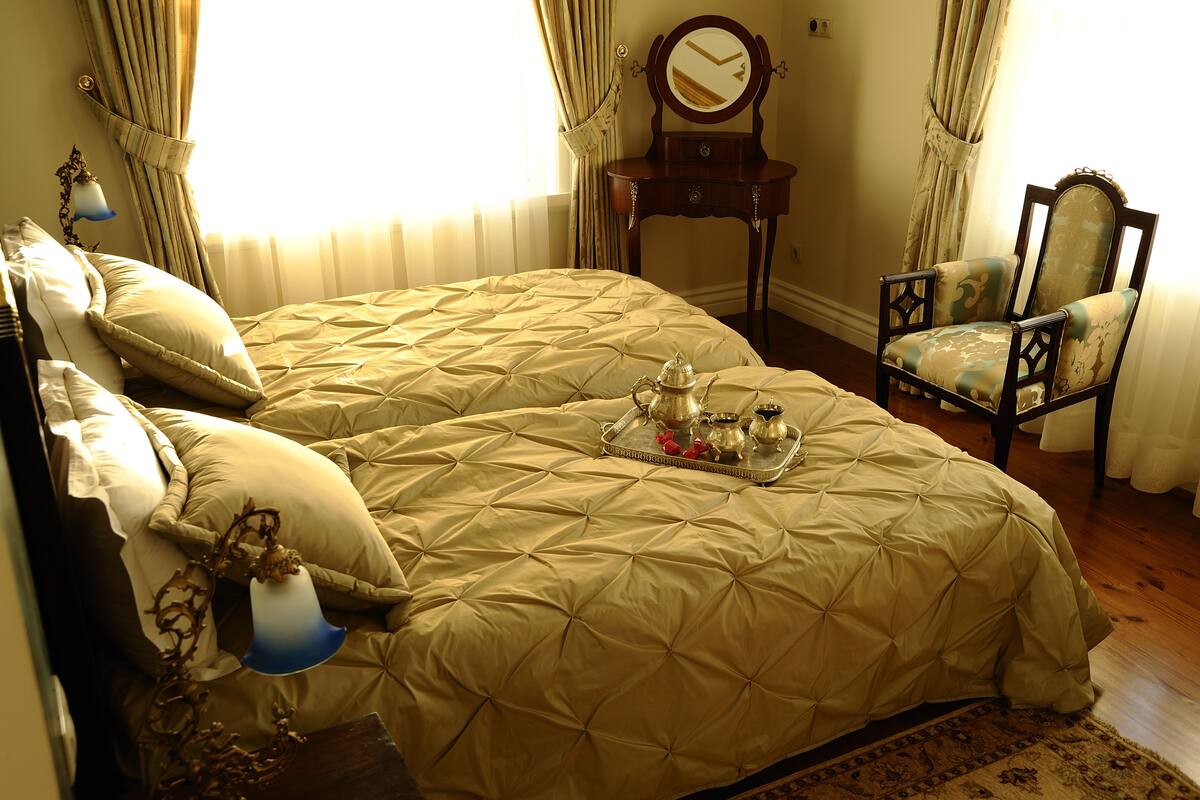 Egyptian cotton sheets, premium bedding, memory foam beds, minibar