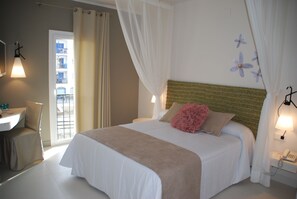 Romantic Room | In-room safe, desk, rollaway beds, free WiFi - Tarongeta - Adults Only (Cadaqués)