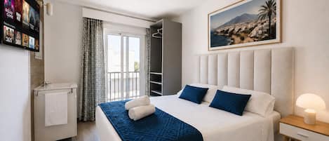 Surmatelas, chambres insonorisées, Wi-Fi gratuit, draps fournis