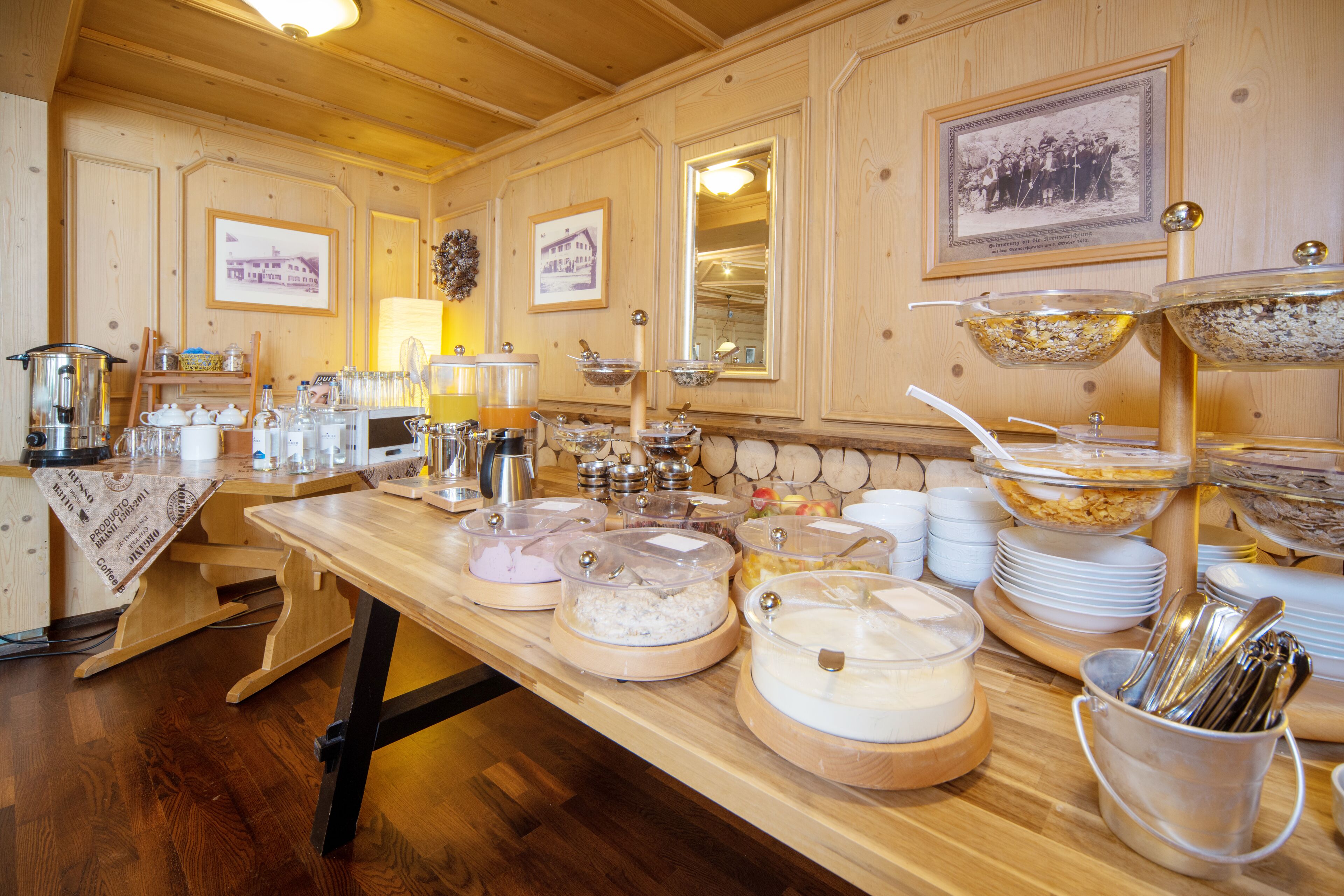 Daily buffet breakfast (EUR 15.90 per person)