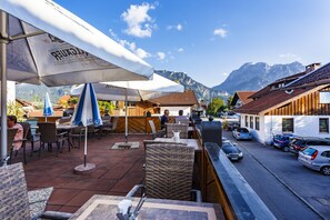 Suite Tradition, 3 chambres, patio, vue montagne | Vue depuis lâhĂ©bergement