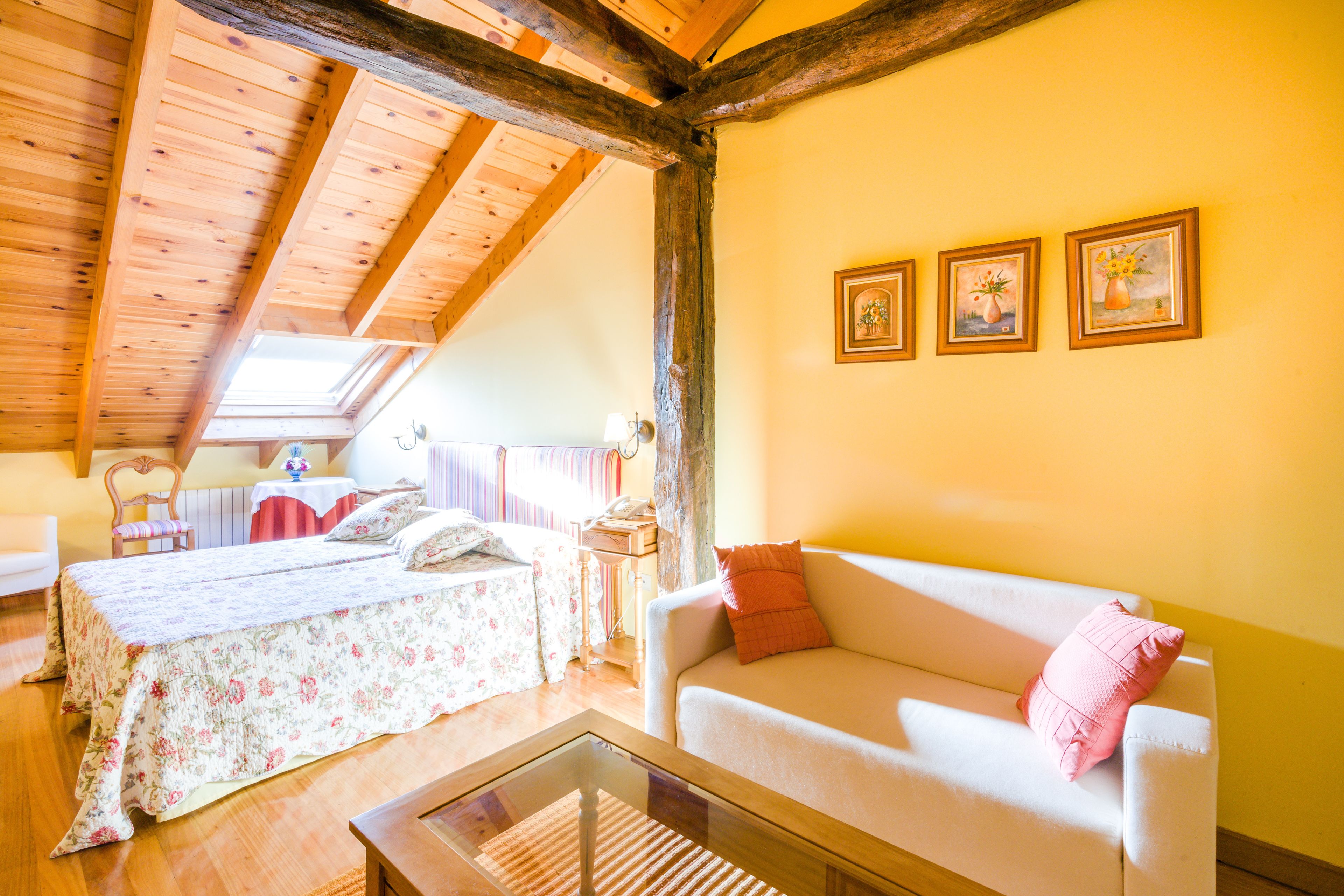 double room | premium bedding, in-room safe, desk, soundproofing