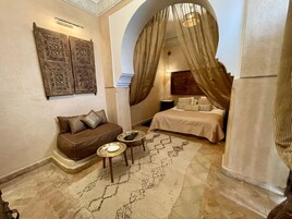 In-room safe, individually decorated, iron/ironing board, rollaway beds