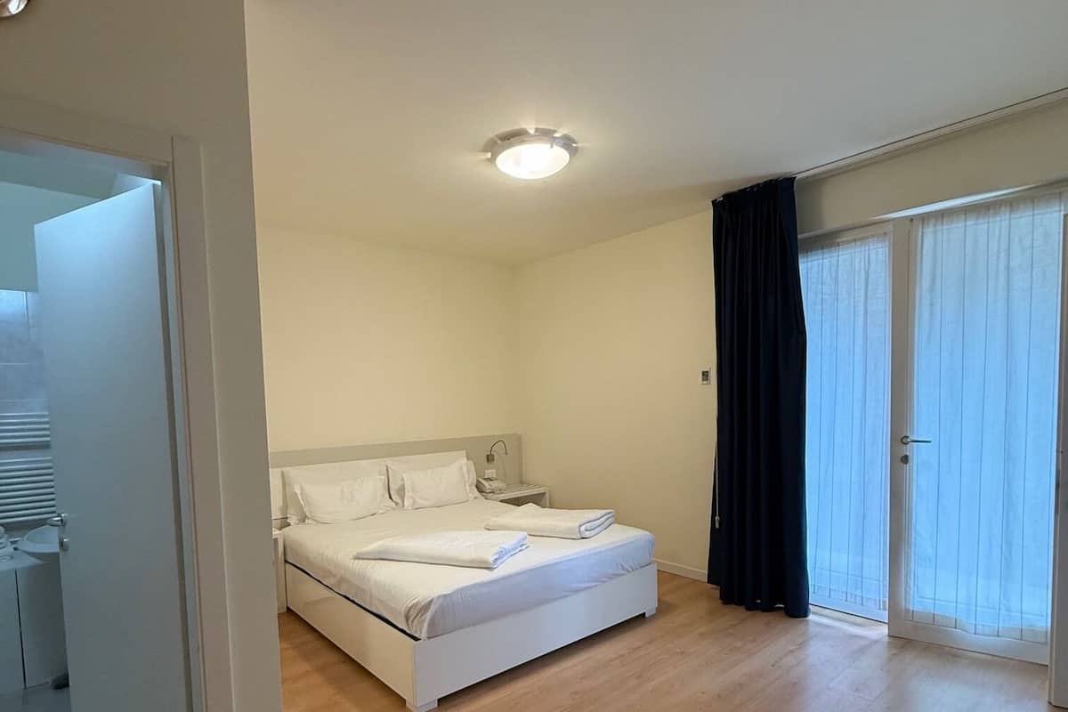 MySEELE Garden Apartment