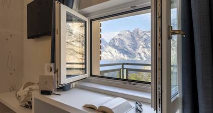 Hi Hotels Torbole Pool & Spa
