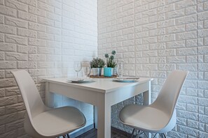 Appartement | Restauration dans la chambre