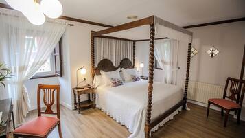 Habitación estándar doble | Sábanas de algodón egipcio, escritorio, cunas gratuitas y wifi gratis