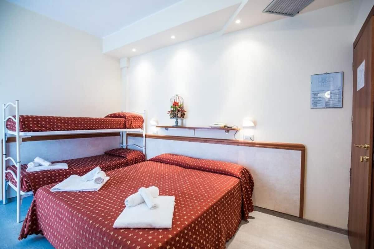 In-room safe, desk, cots/infant beds, free WiFi