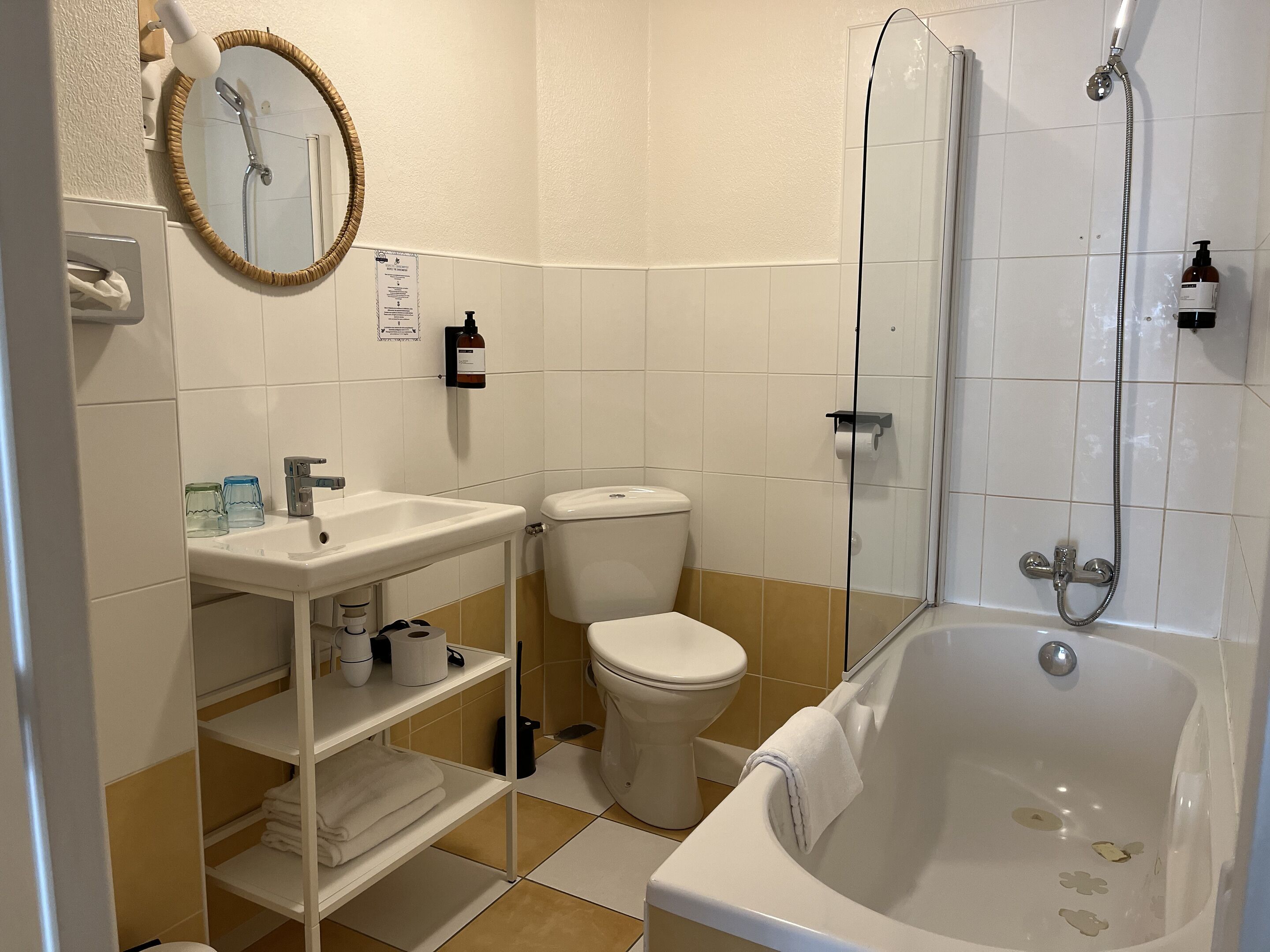 twin room, 2 single beds | bathroom | free toiletries, hair dryer, towels